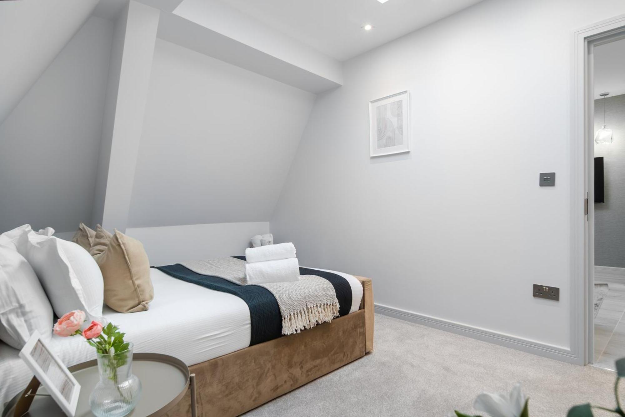 Livestay-Modern & Stylish Apartments In Дидкот Экстерьер фото