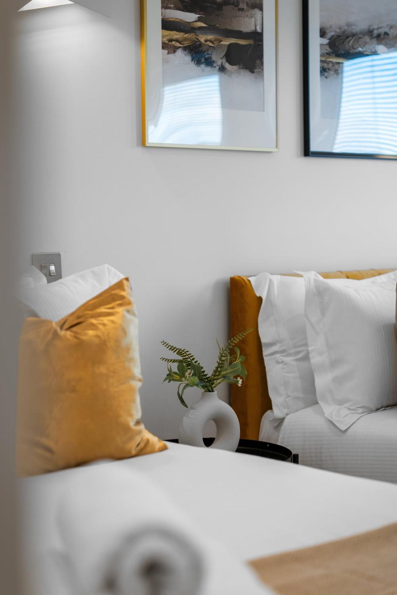 Livestay-Modern & Stylish Apartments In Дидкот Экстерьер фото