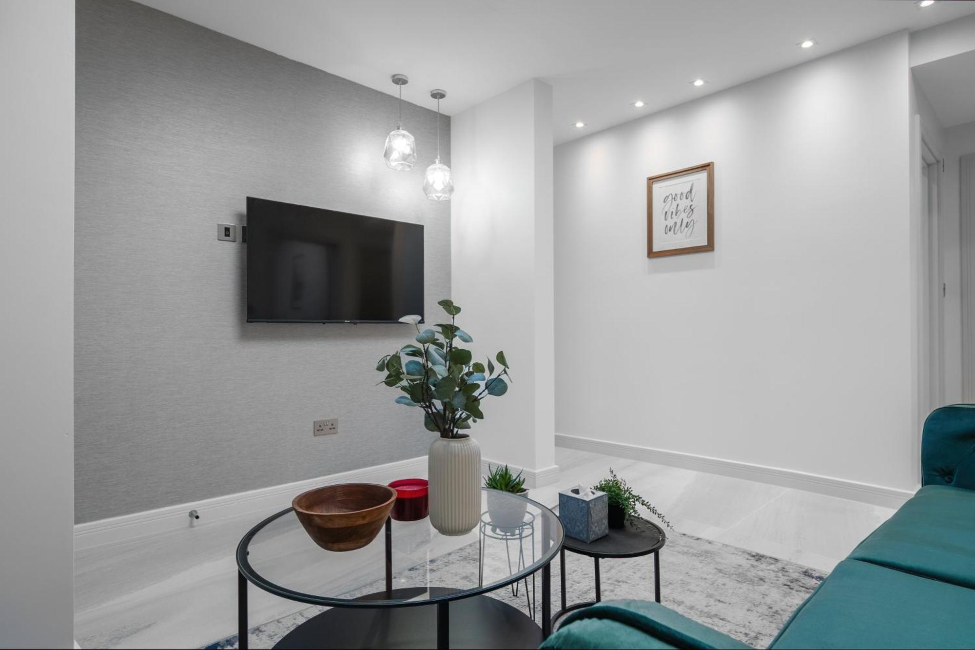 Livestay-Modern & Stylish Apartments In Дидкот Экстерьер фото